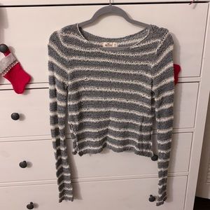 Hollister Grey and White Scoop Neck Sweater